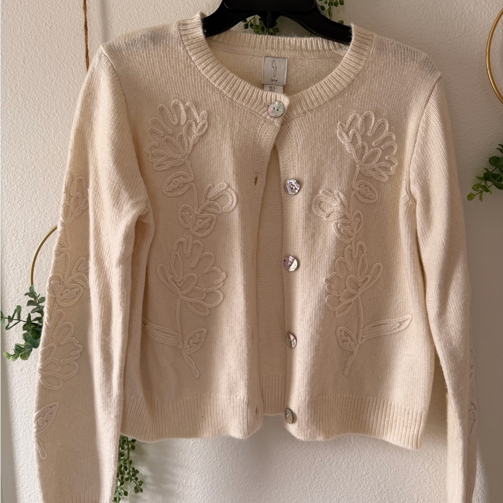 Elegant Cream Embroidered Women's Sweater